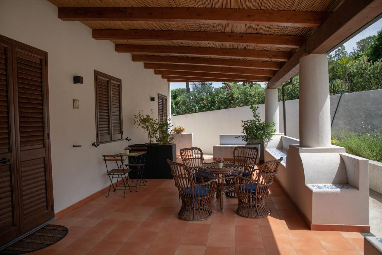 Maria Tindara "La Locanda" Vulcano  Exterior foto